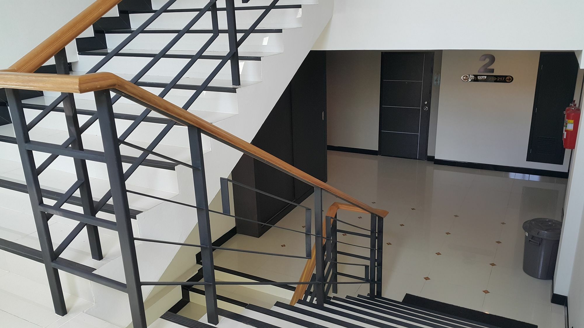 B Space Residence Nong Prue Exterior photo