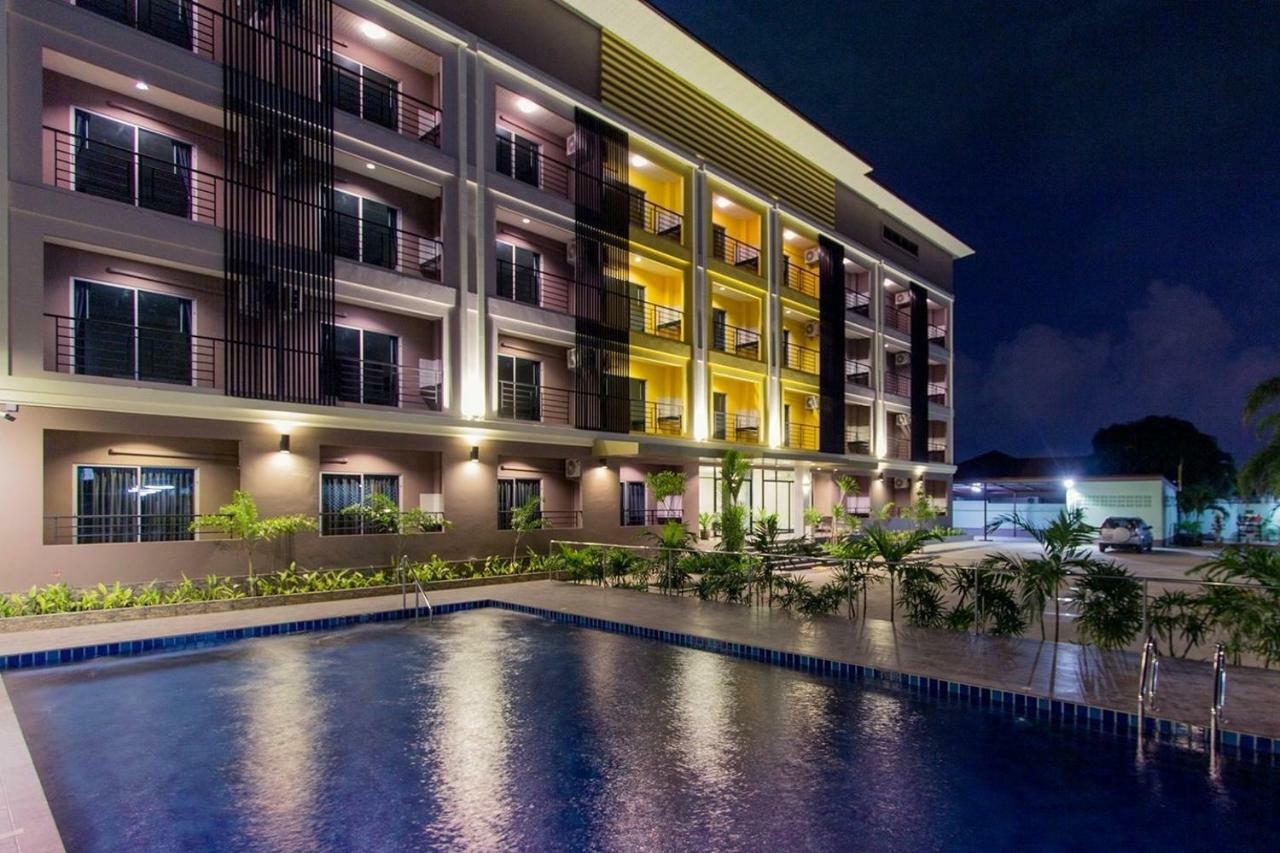 B Space Residence Nong Prue Exterior photo